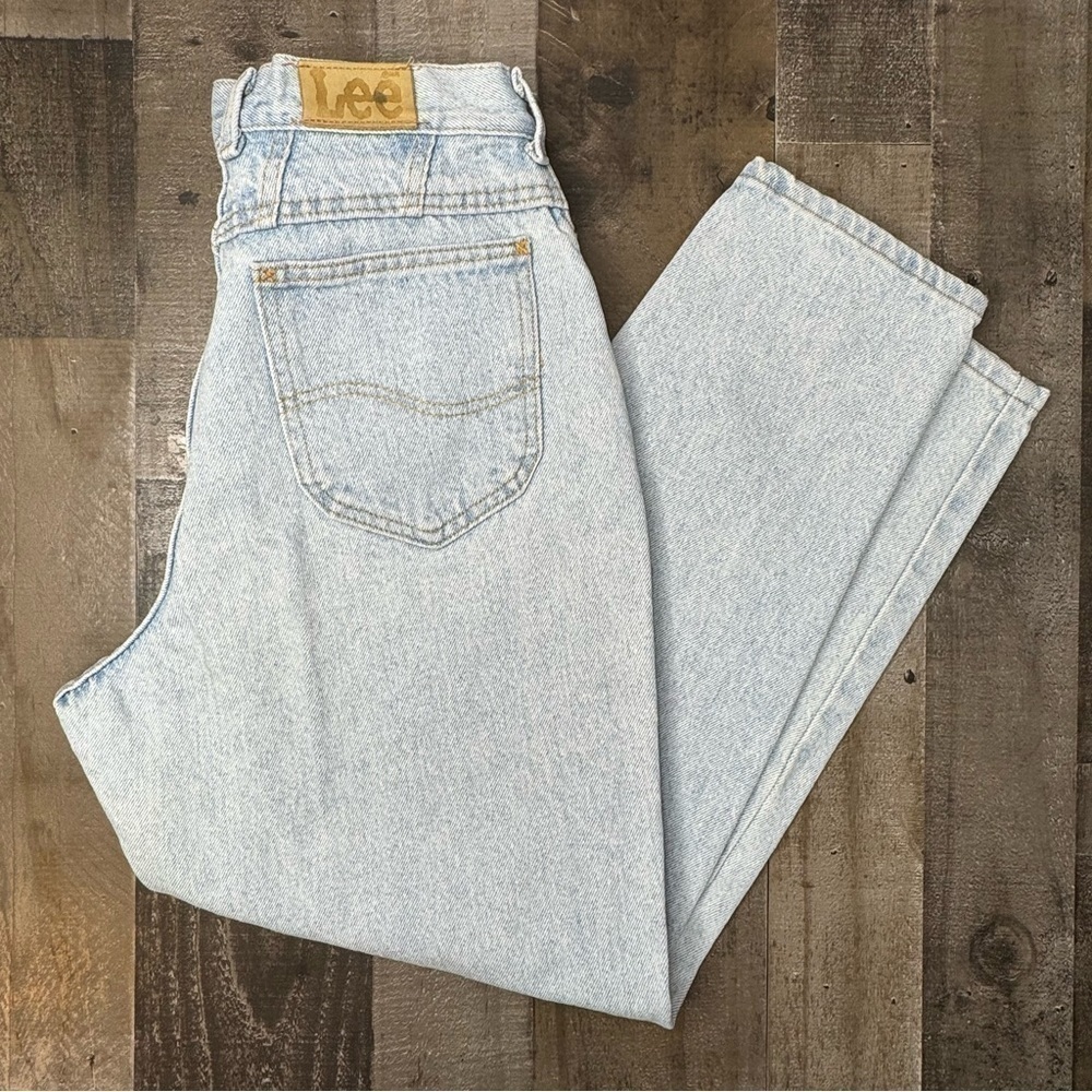 Vintage Lee Jeans High Waisted Relaxed Fit size 12 petite